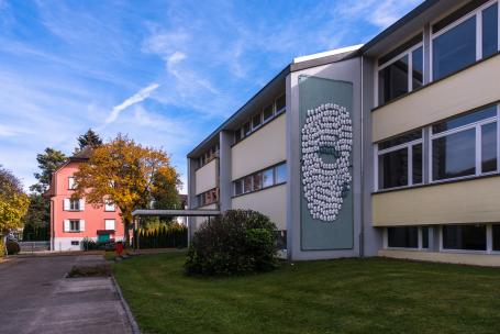 Schulhaus Zelgli Schulhaus Zelgli